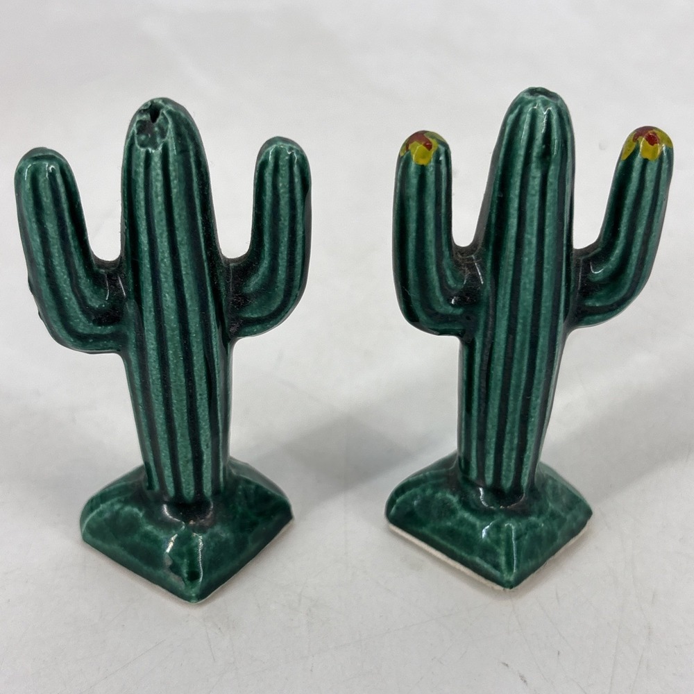 Vintage Green Cactus Ceramic Figurine Lot Glossy Glaze Desert Decor 3.5" - Picture 7 of 7